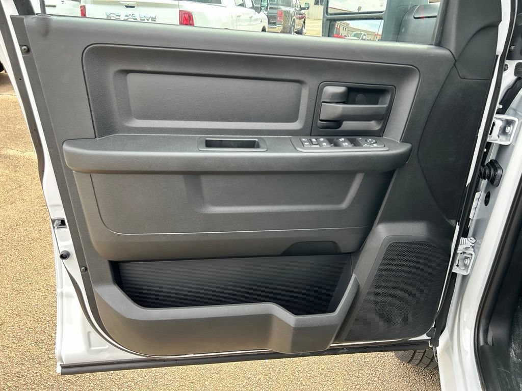 New 2027 RAM 3500 Tradesman w/ Chrome Appearance Group A AWD/4WD image 7