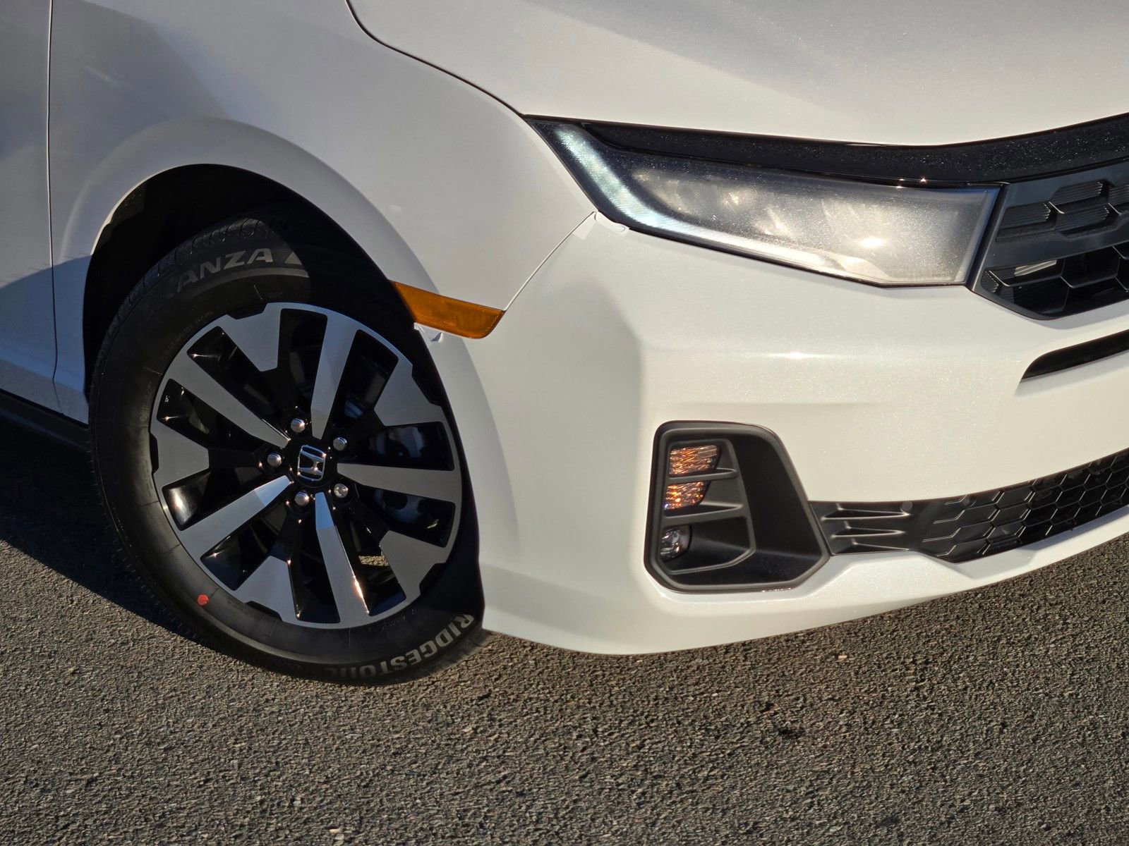 New 2026 Honda Odyssey EX-L image 9