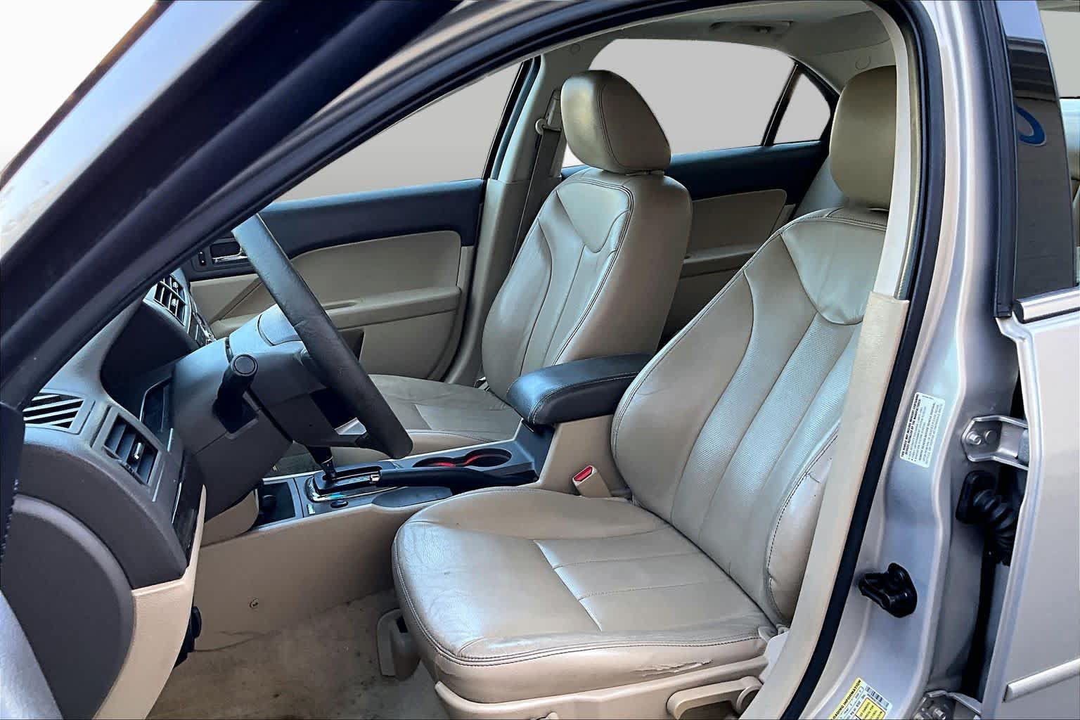Used 2009 Mercury Milan Premier FWD image 7