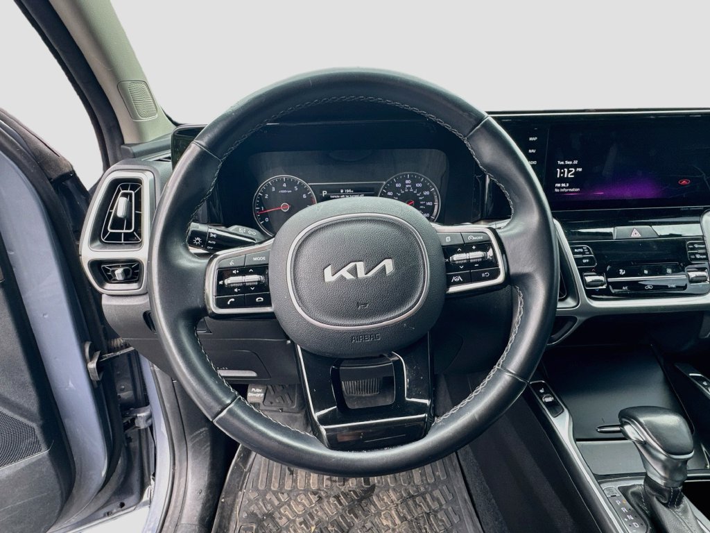 Certified 2022 Kia Sorento S w/ Option Group 015 AWD/4WD image 12