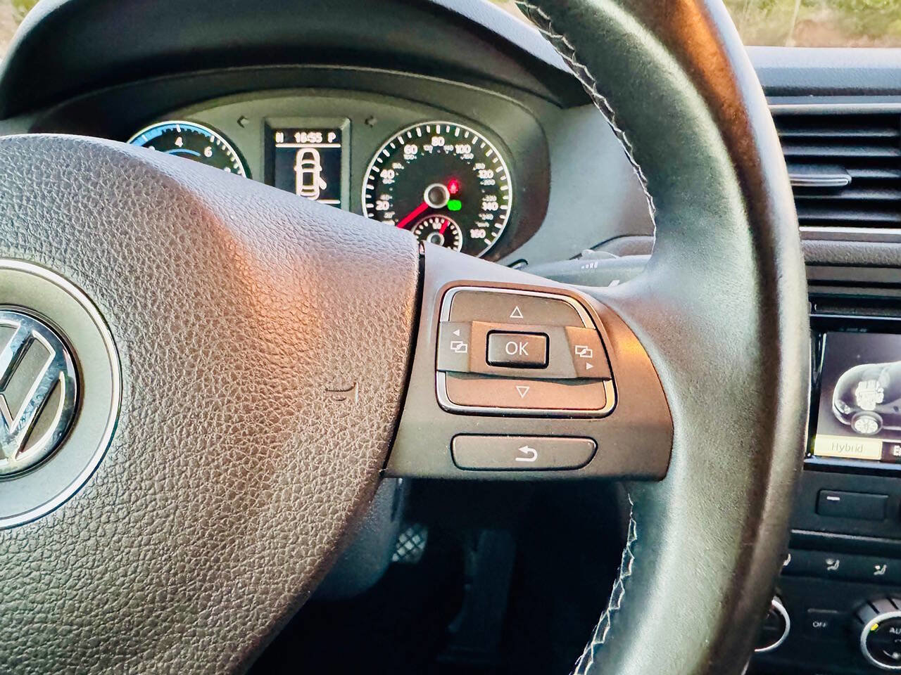 Used 2014 Volkswagen Jetta SE image 14