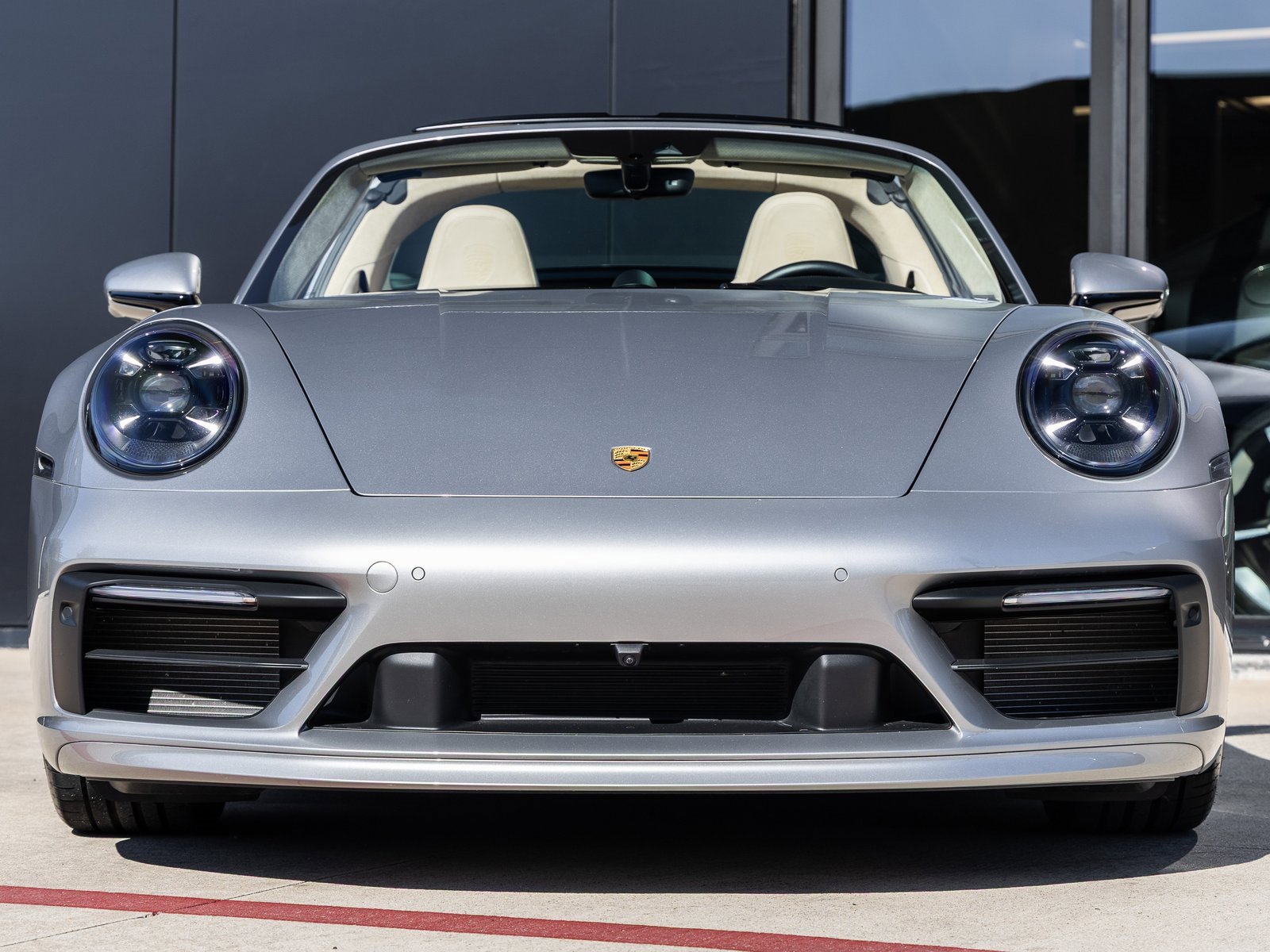 Used 2021 Porsche 911 Targa 4S image 8