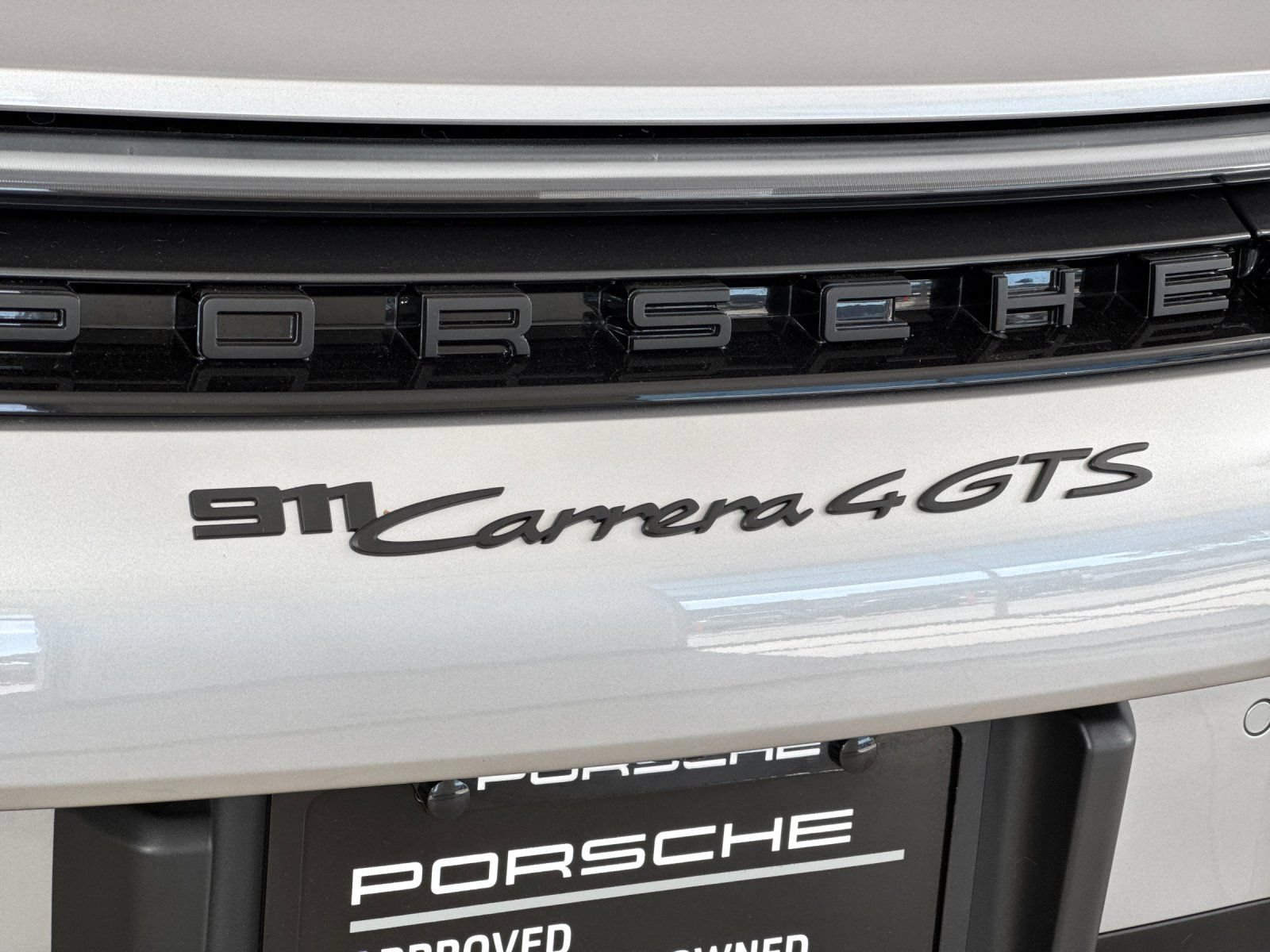 Certified 2025 Porsche 911 Carrera 4 GTS AWD/4WD image 27