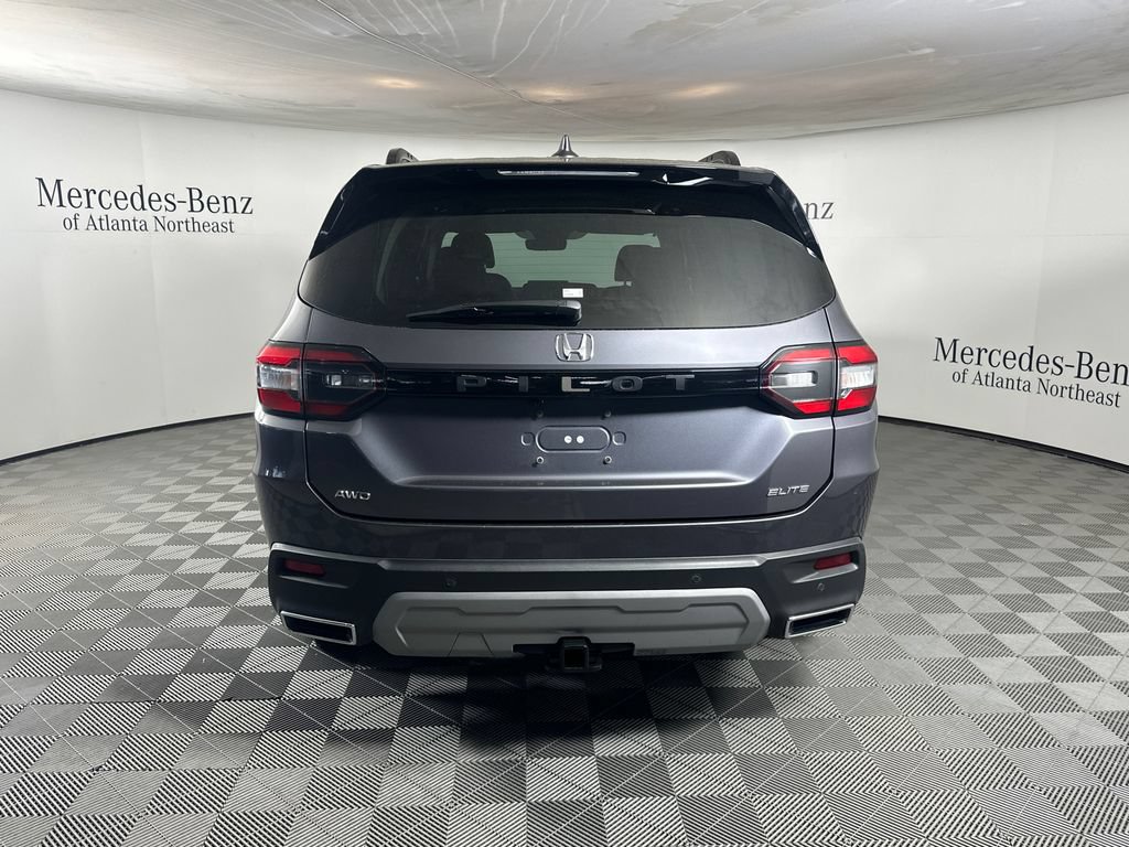Used 2023 Honda Pilot Elite image 6