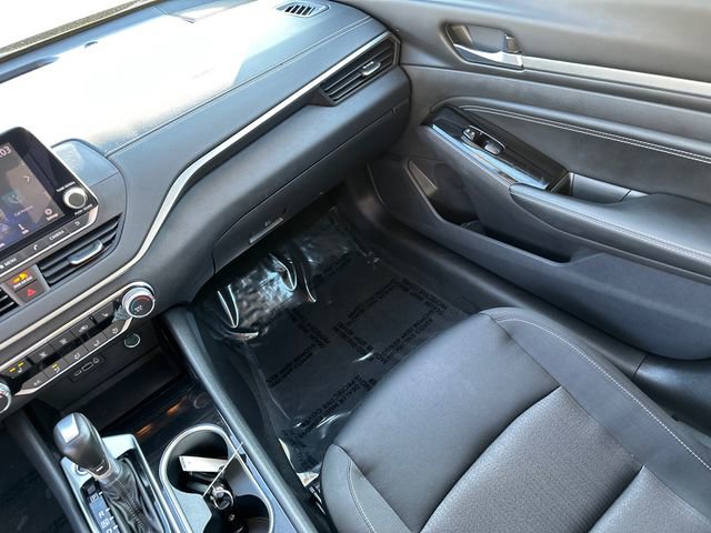 Used 2021 Nissan Altima 2.5 SV w/ SV Premium Package image 19