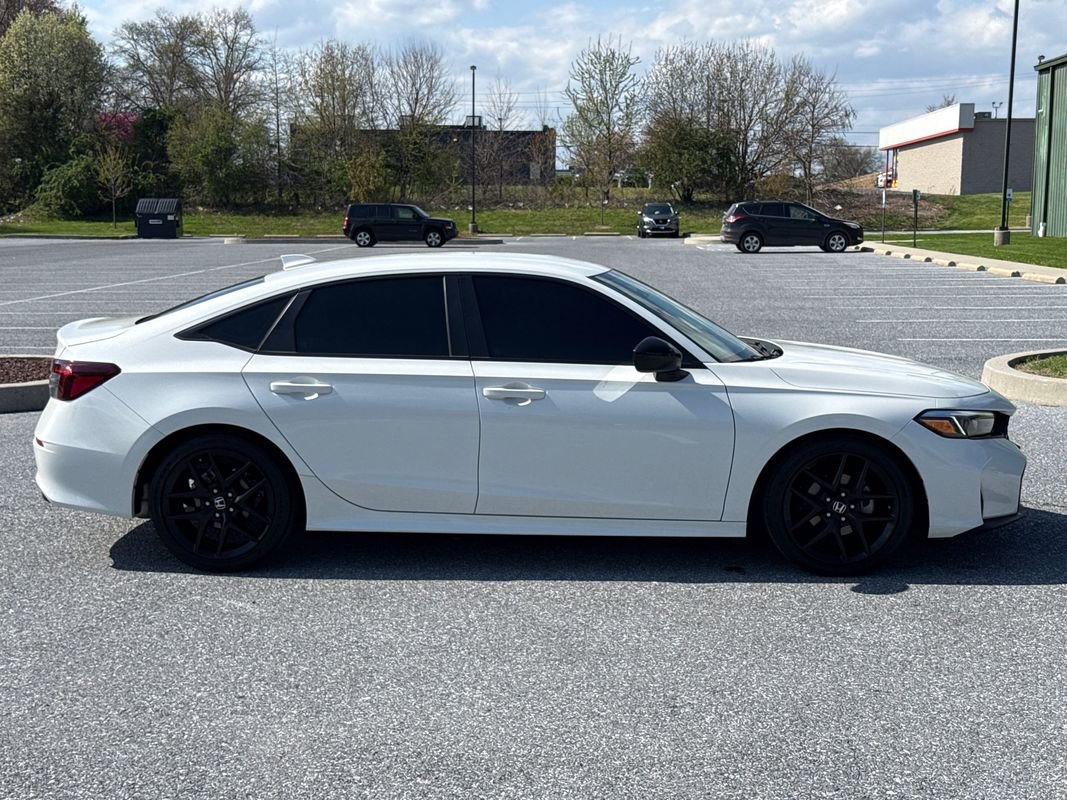 Used 2025 Honda Civic Sport image 8