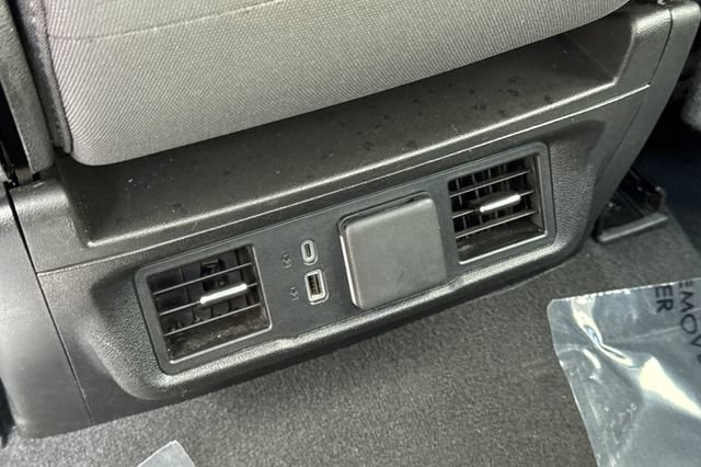 Used 2025 Chevrolet Silverado 1500 LT RWD image 43
