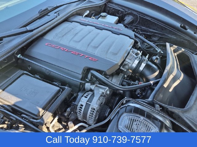 Used 2017 Chevrolet Corvette Stingray Coupe w/ 1LT RWD image 34