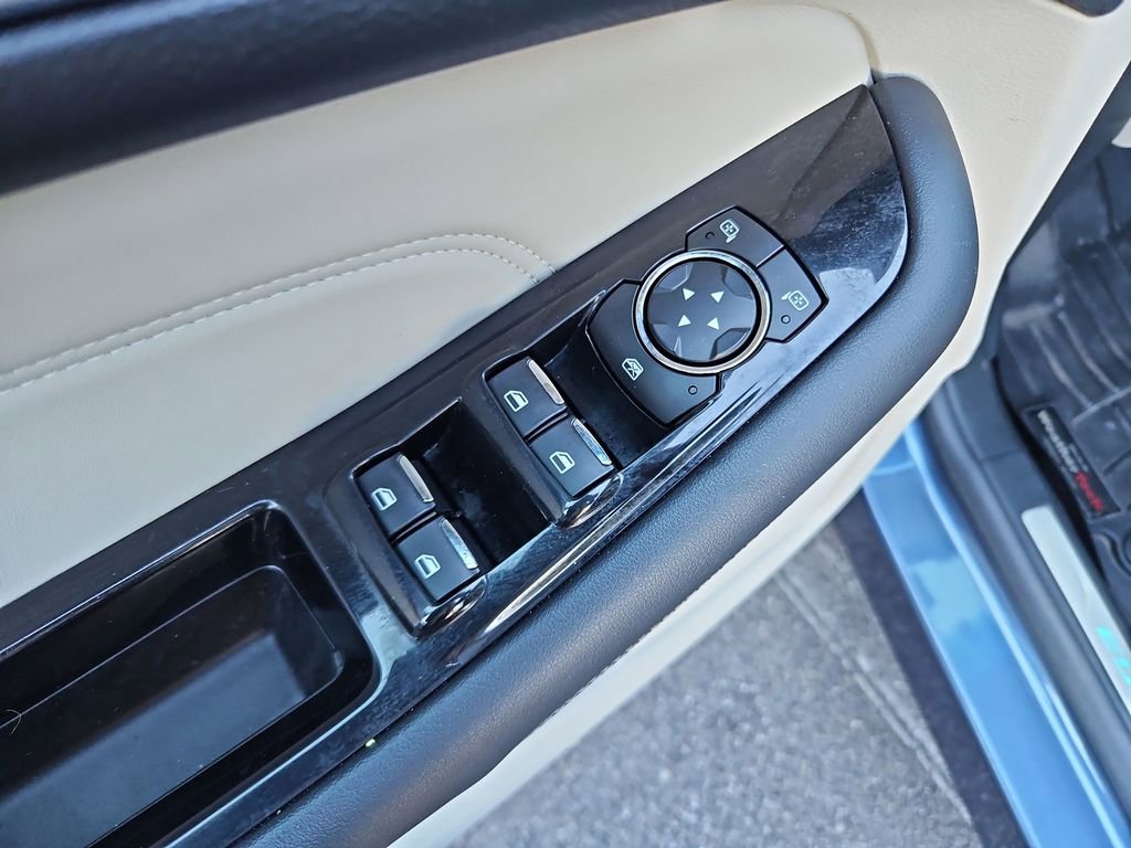 Used 2019 Ford Edge Titanium w/ Equipment Group 301A image 28