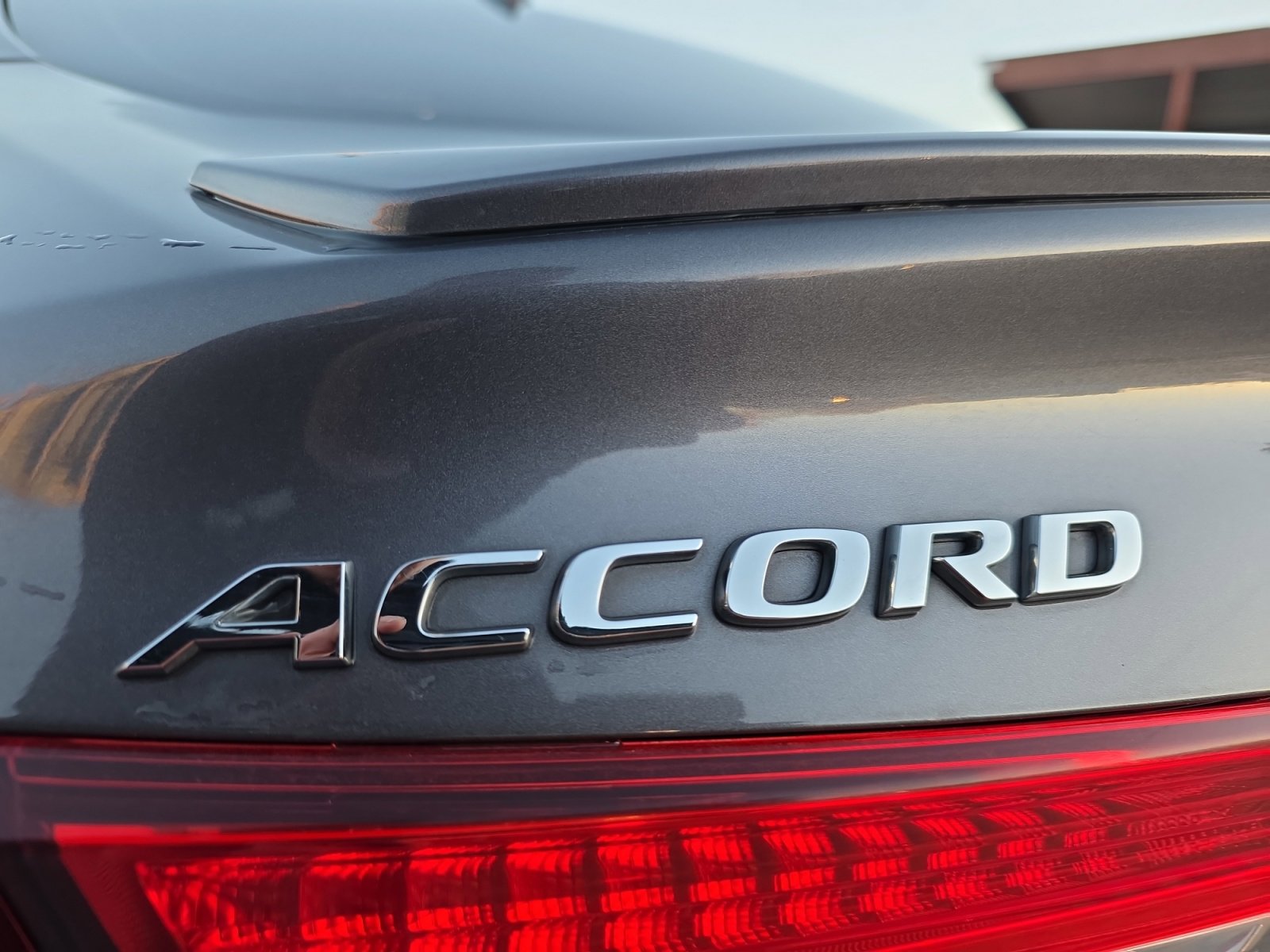 Used 2018 Honda Accord Sport image 18