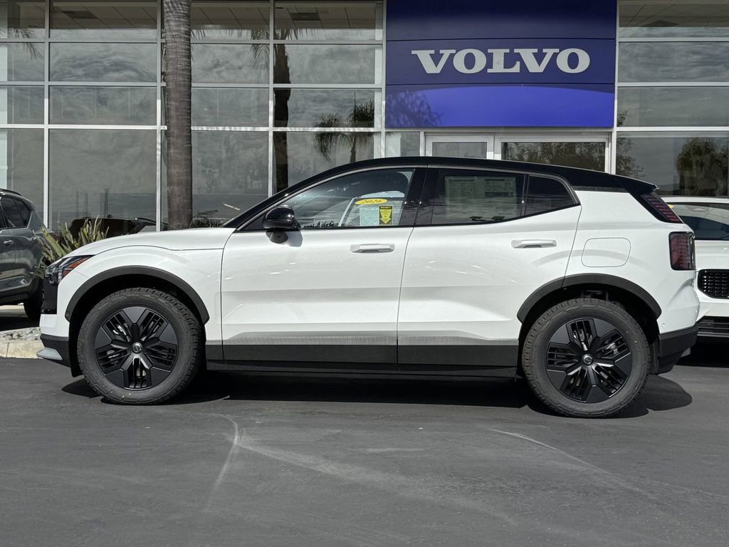 New 2026 Volvo EX30 Cross Country Ultra AWD/4WD image 2