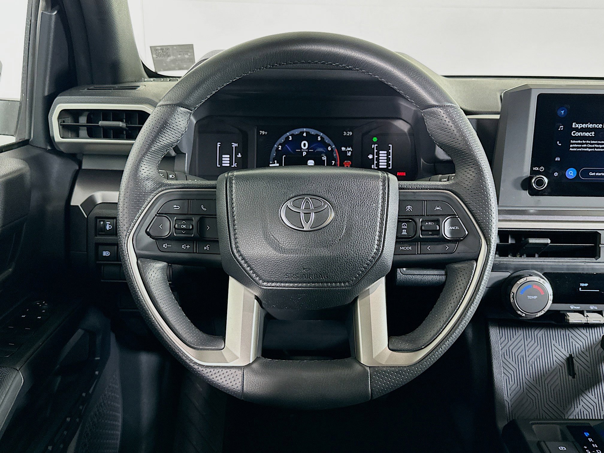 Used 2025 Toyota 4Runner SR5 image 18