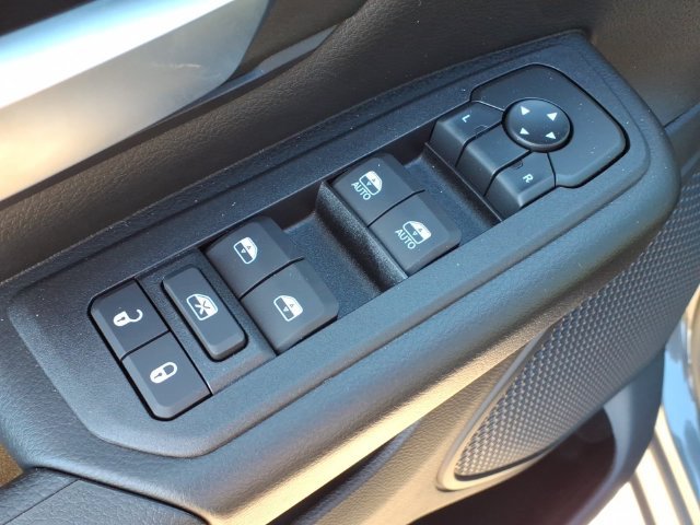 New 2026 RAM 1500 Express AWD/4WD image 14