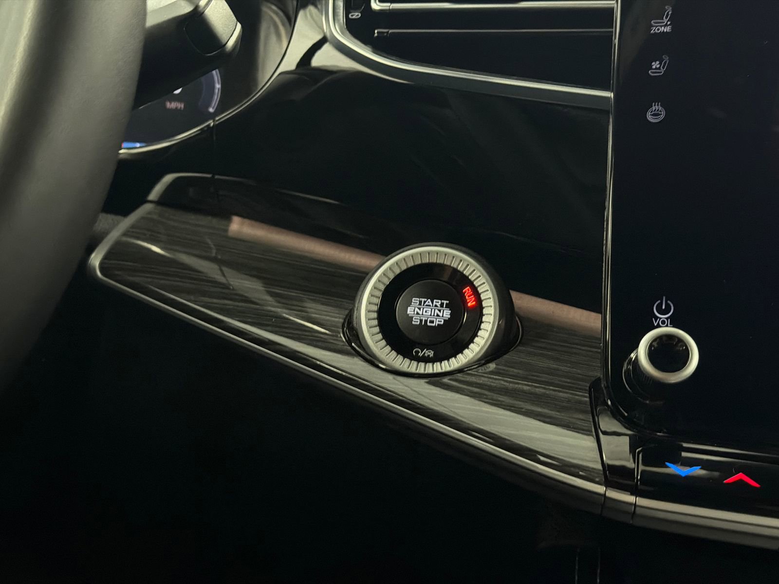 Used 2022 Jeep Wagoneer Series II image 28