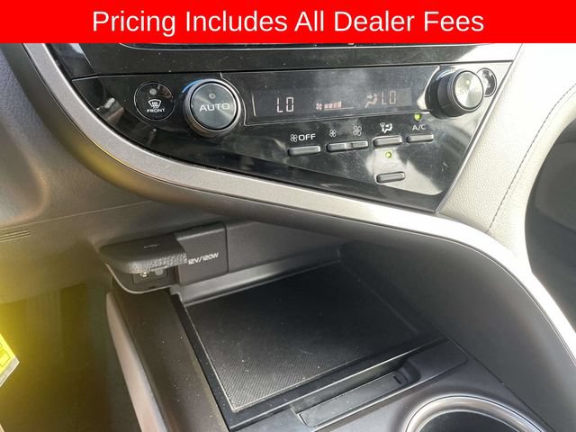 Used 2024 Toyota Camry SE FWD image 32