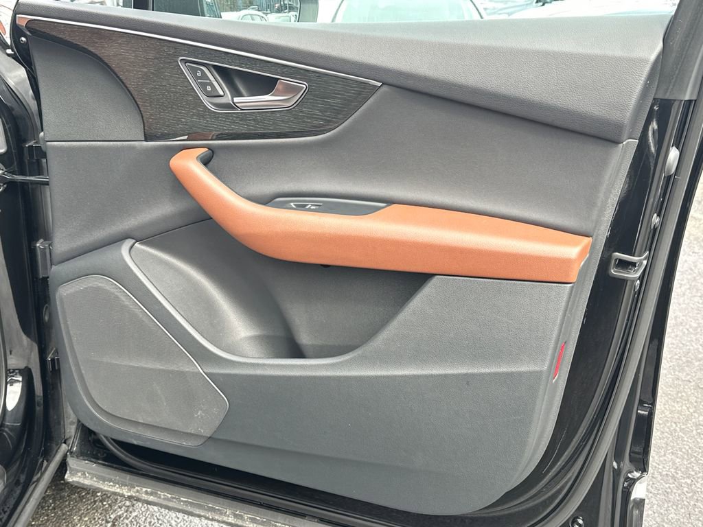 Used 2022 Audi Q7 2.0T Premium image 13