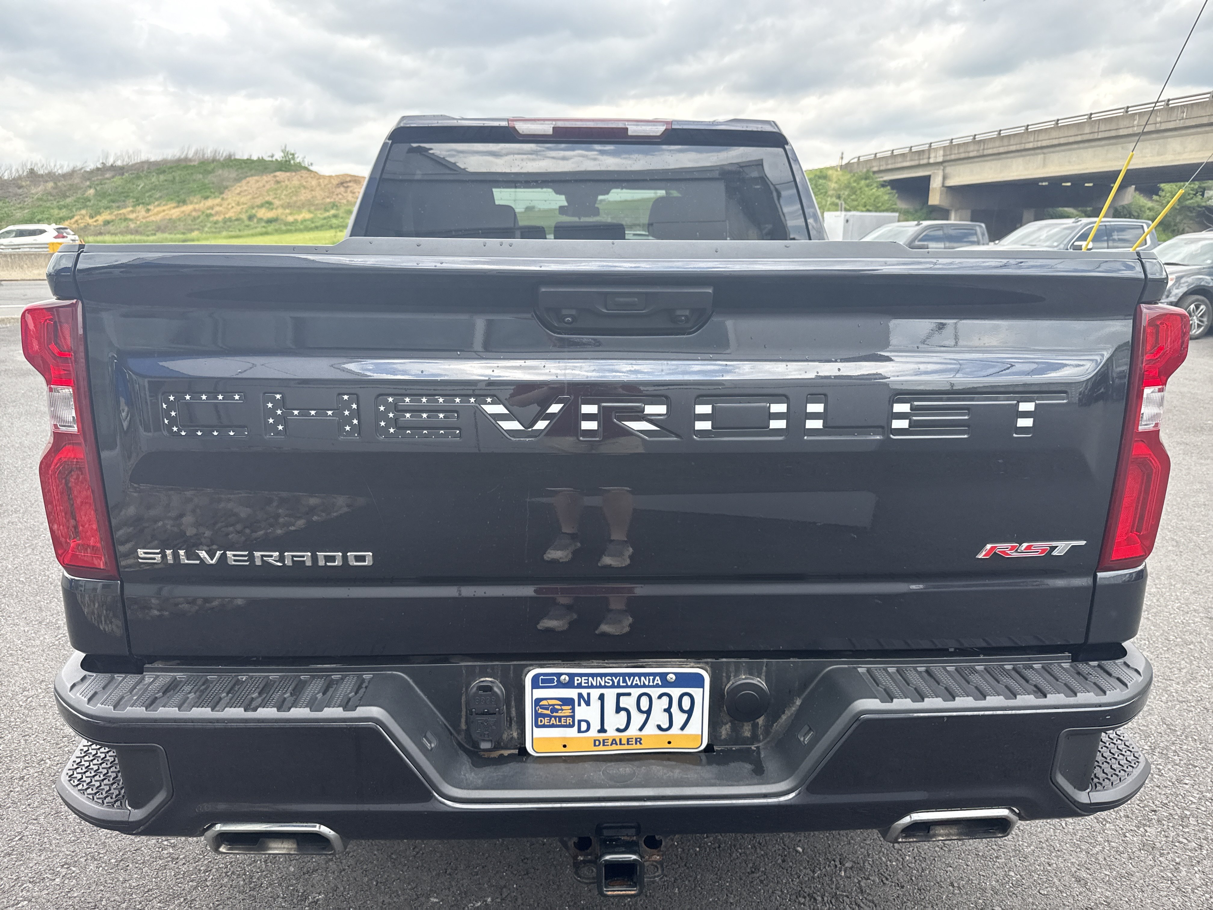 Used 2022 Chevrolet Silverado 1500 RST w/ Z71 Off-Road Package AWD/4WD image 4