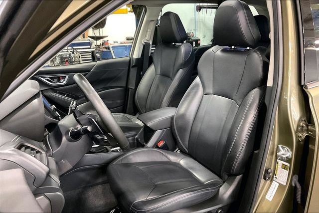 Used 2023 Subaru Forester Touring AWD/4WD image 25