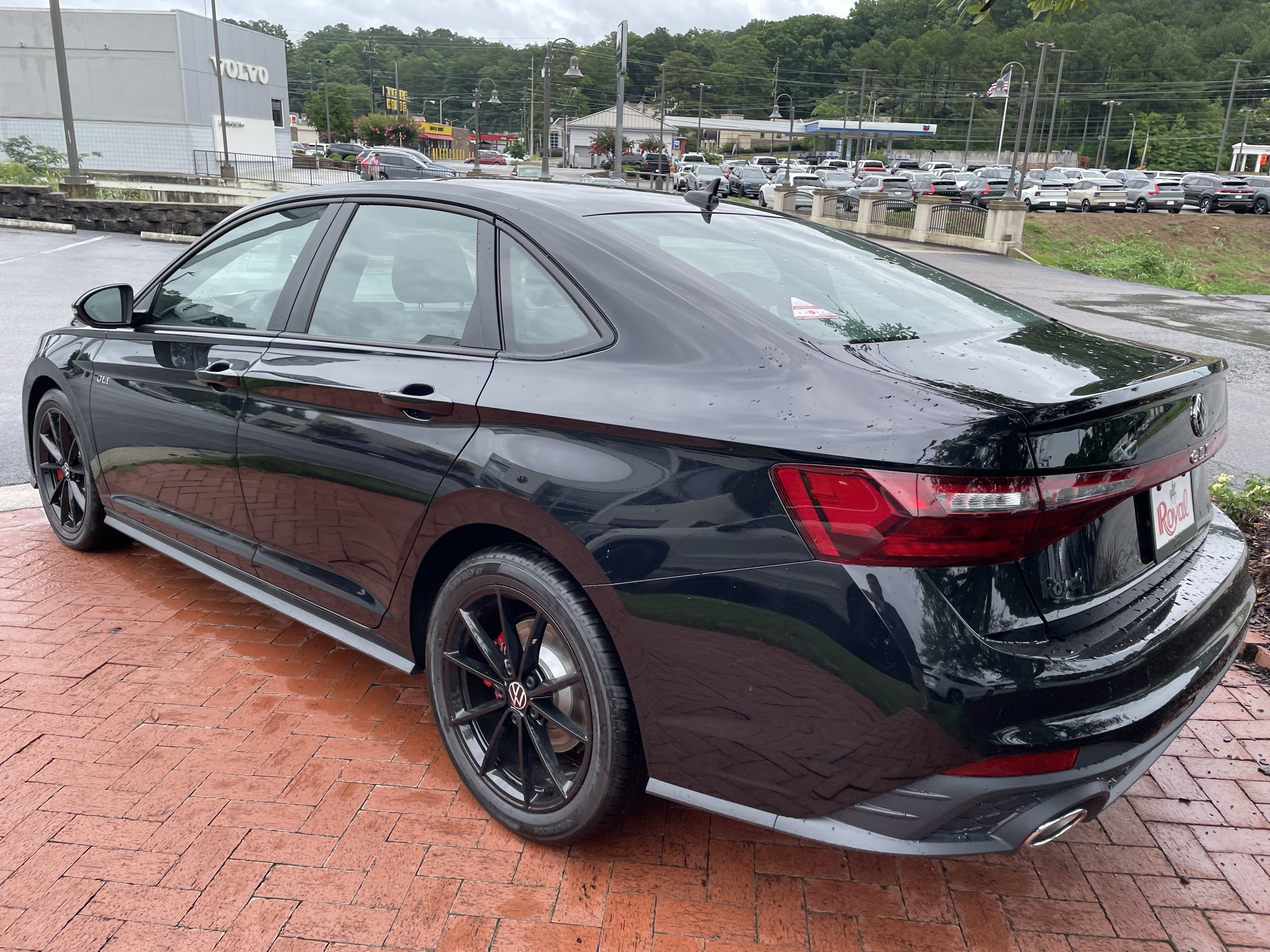 New 2026 Volkswagen Jetta GLI Autobahn FWD image 6