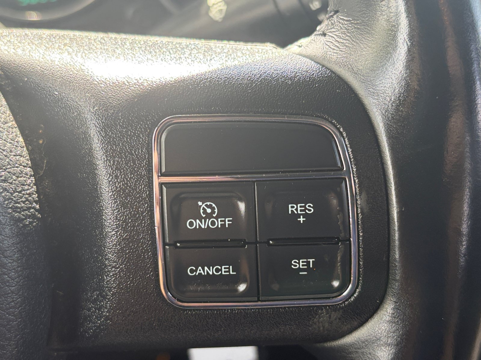 Used 2013 Jeep Wrangler Sport AWD/4WD image 18