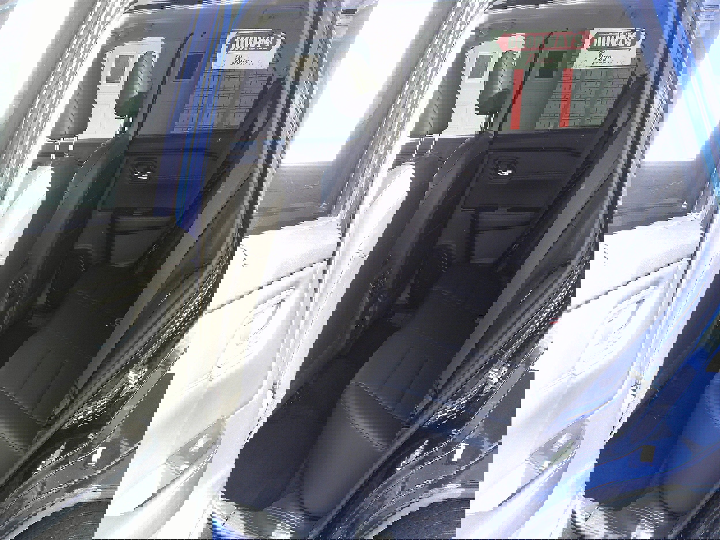 Used 2024 Nissan Rogue SV w/ SV Premium Package image 19