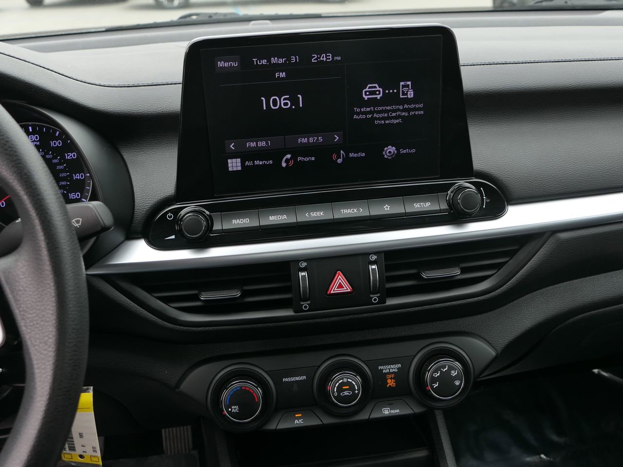 Certified 2024 Kia Forte LXS image 17