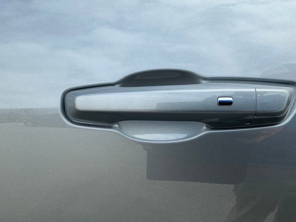 New 2026 Chevrolet Traverse Z71 w/ Driver Confidence Package image 11