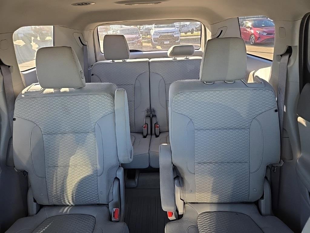 Used 2019 GMC Acadia SLE w/ LPO, Floor Liner Package image 41