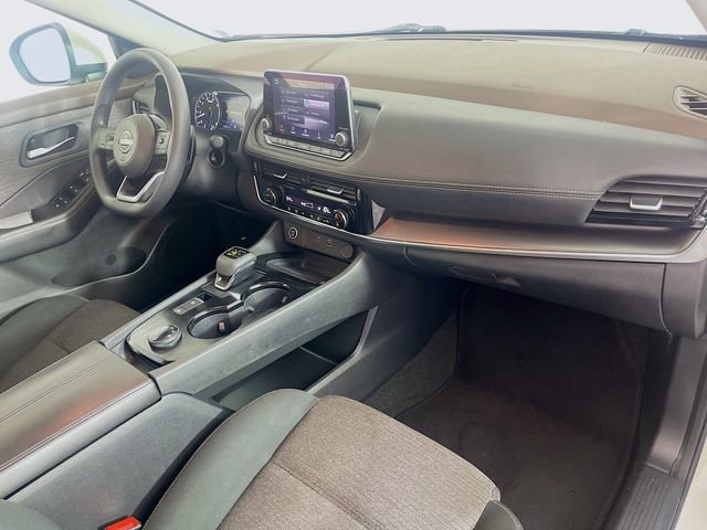 Used 2022 Nissan Rogue SV image 28