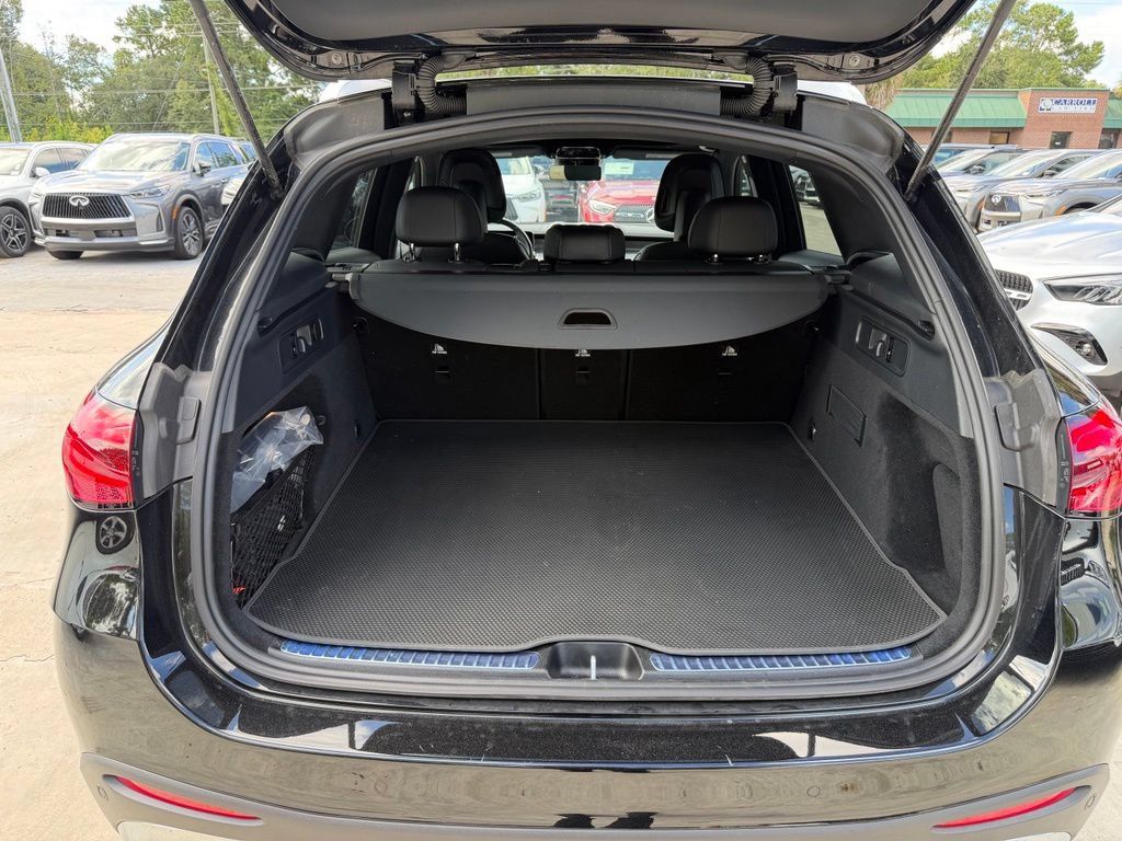 Certified 2026 Mercedes-Benz GLC 300 image 10