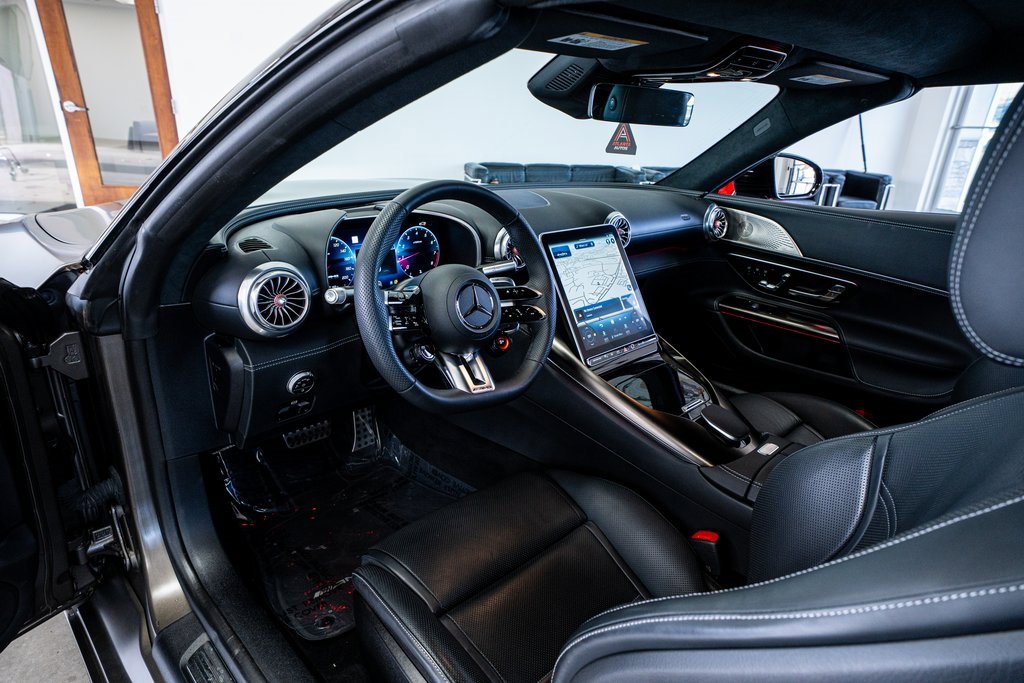 Used 2023 Mercedes-Benz SL 55 AMG 4MATIC image 39