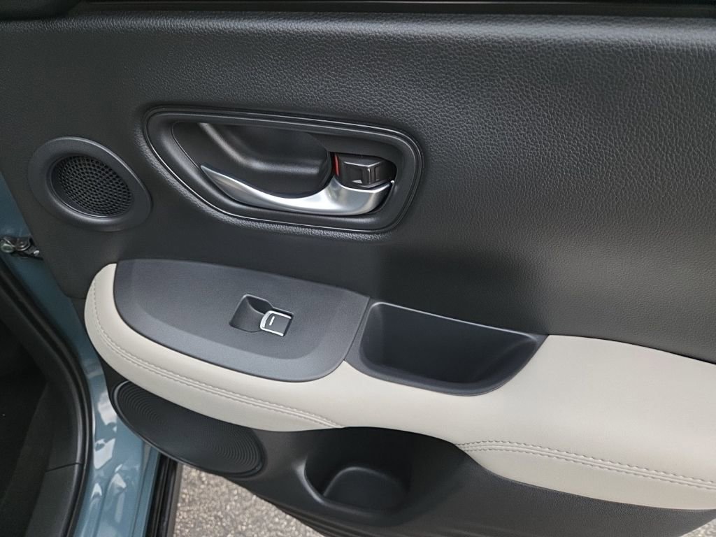 Used 2025 Honda HR-V EX-L image 27