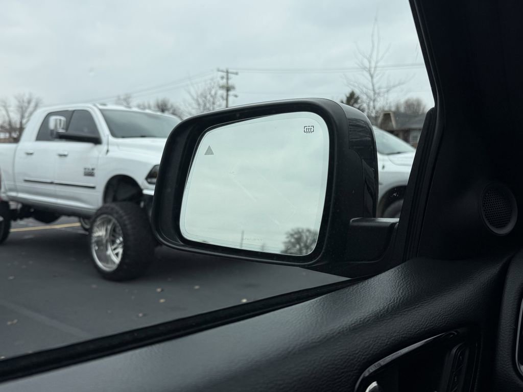 Used 2022 Dodge Durango GT image 14