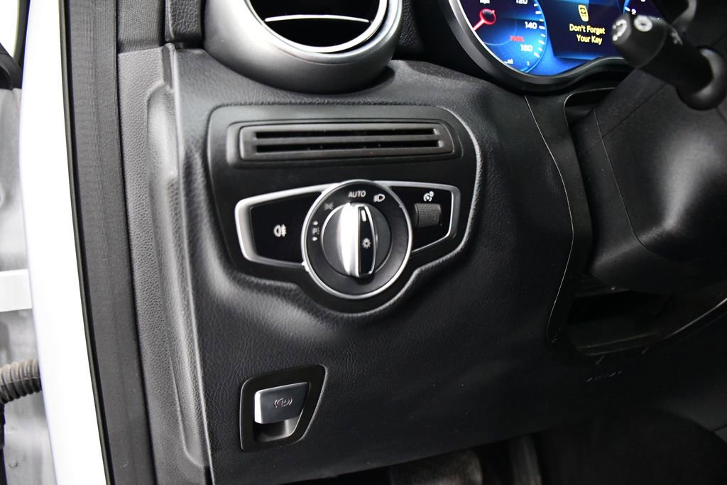 Certified 2020 Mercedes-Benz GLC 300 4MATIC image 11