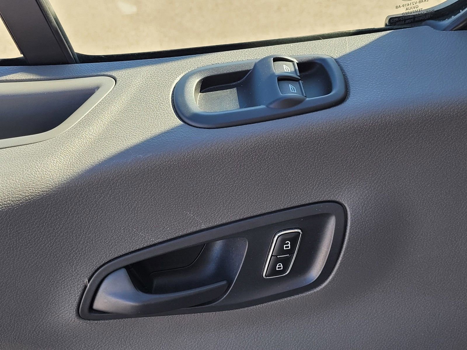 Used 2023 Ford Transit 350 XLT image 15