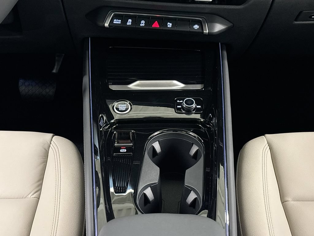 New 2026 Audi Q3 quattro 2.0T AWD/4WD image 13