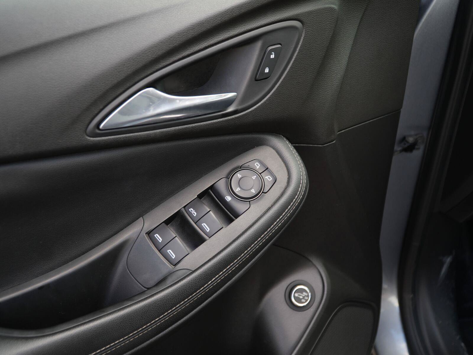 Used 2021 Buick Encore GX Select FWD image 5