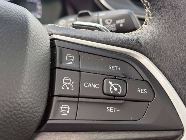 Certified 2022 Jeep Grand Cherokee L Limited AWD/4WD image 25