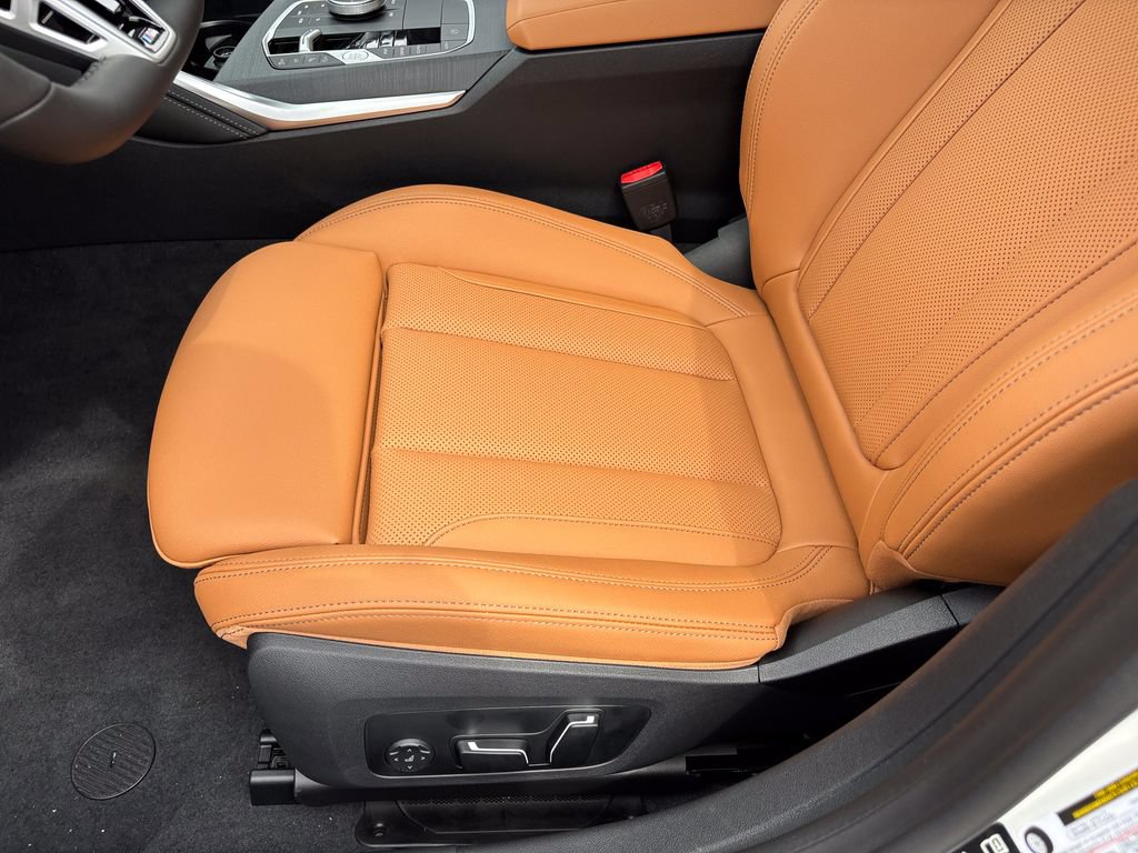 New 2026 BMW 430i xDrive w/ M Sport Package AWD/4WD image 17