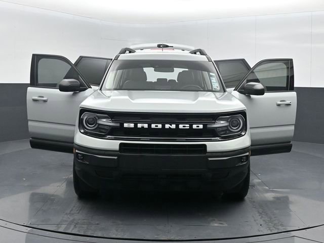 Used 2023 Ford Bronco Sport Outer Banks image 2