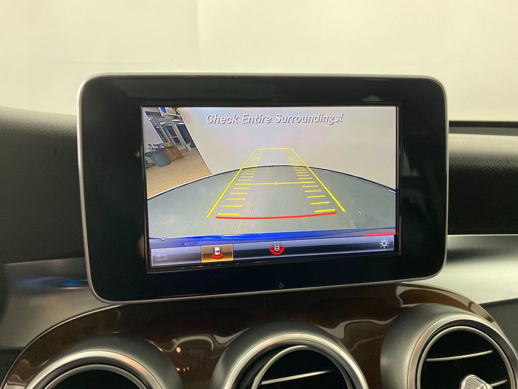 Used 2019 Mercedes-Benz GLC 300 4MATIC image 25