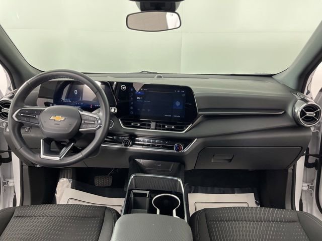 Used 2025 Chevrolet Equinox LT image 36