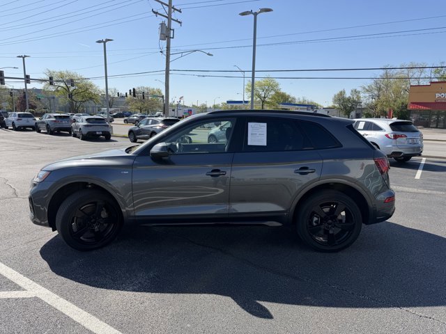 Used 2023 Audi Q5 2.0T Prestige w/ Prestige Package AWD/4WD image 3