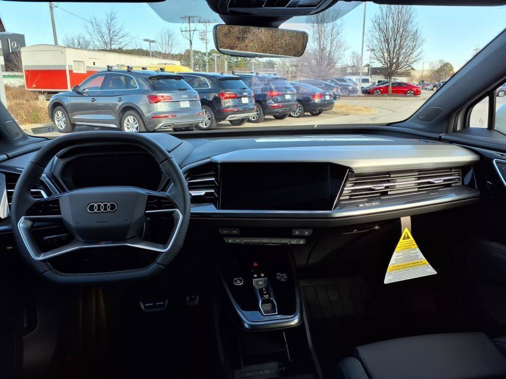 New 2025 Audi Q4 e-tron Premium Plus AWD/4WD image 14