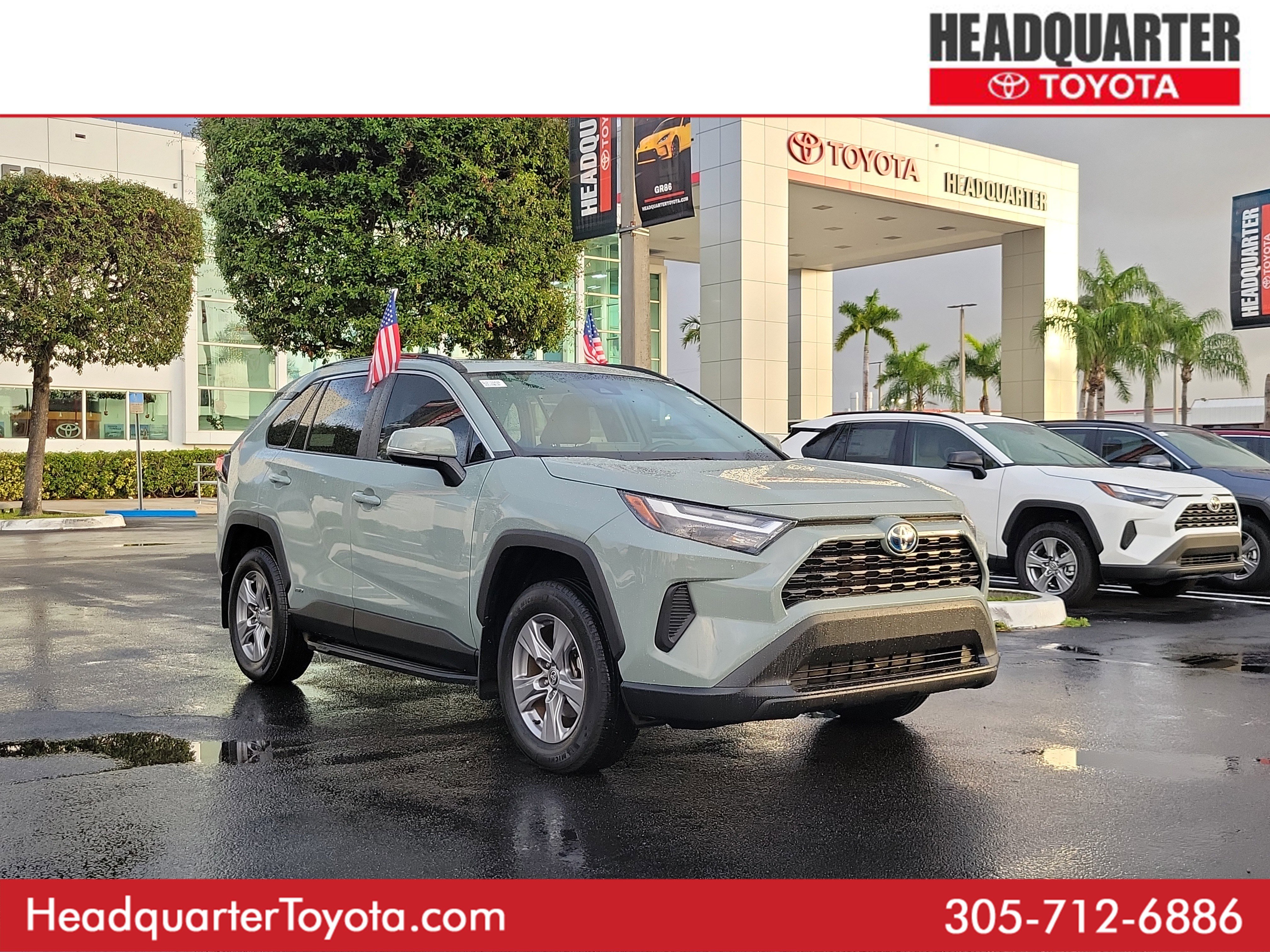 Used 2022 Toyota RAV4 XLE image 1