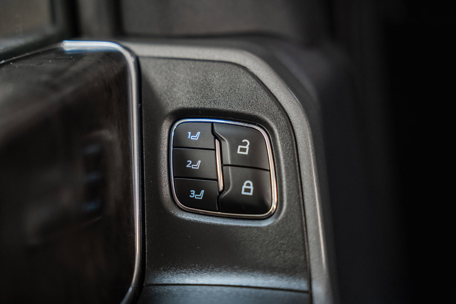 Used 2024 Ford F250 Lariat w/ Lariat Ultimate Package image 51