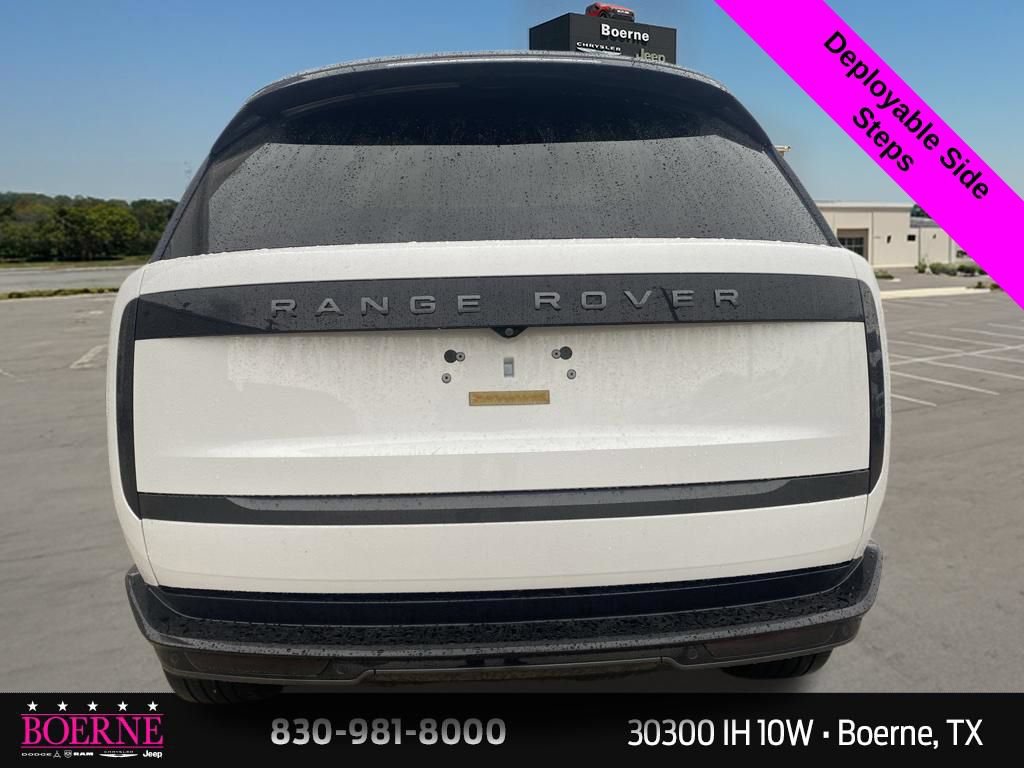 Used 2025 Land Rover Range Rover Long Wheelbase SE AWD/4WD image 8