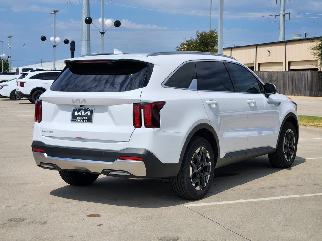New 2026 Kia Sorento S w/ S Panoramic Sunroof Package FWD image 5
