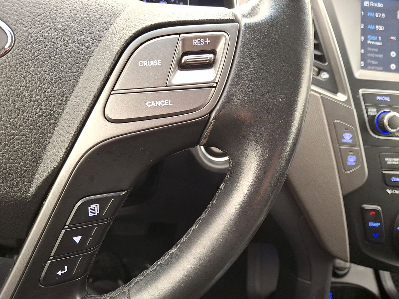 Used 2017 Hyundai Santa Fe Sport image 18