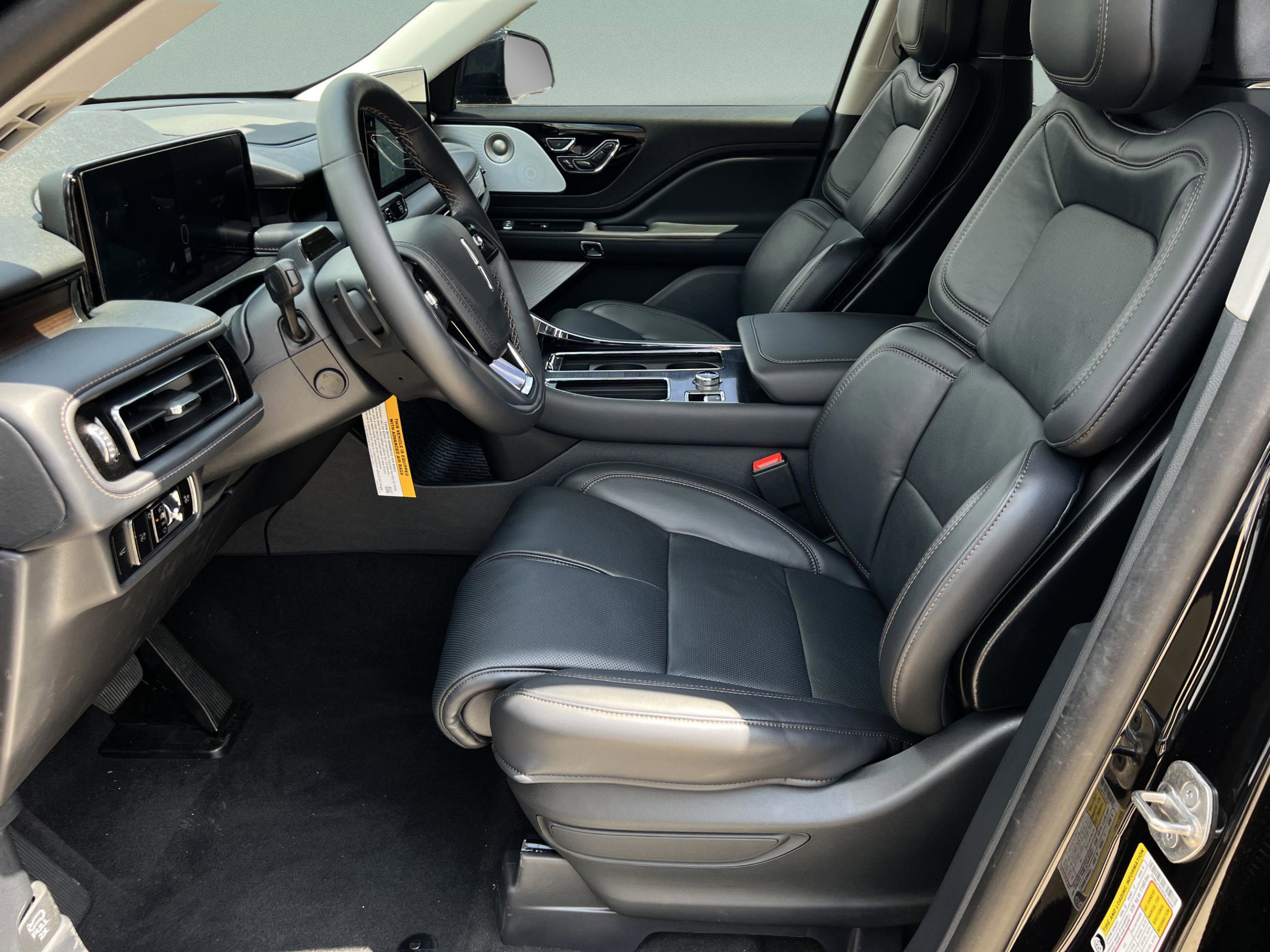 New 2025 Lincoln Aviator Reserve w/ Equipment Group 201A image 26
